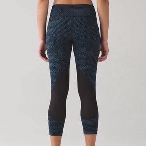 Lululemon Midrise Cropped Leggings